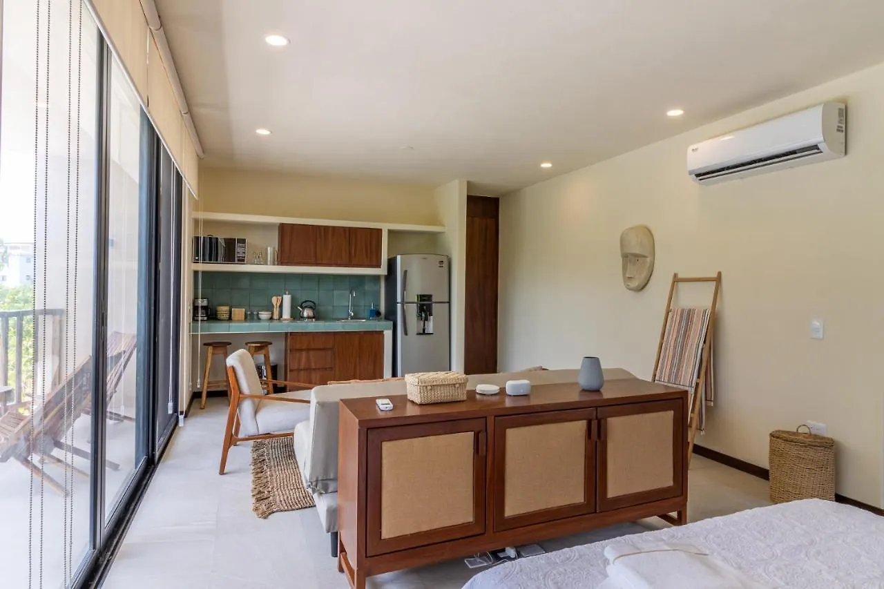 Beautiful Loft Steps From The Beach In Punta Cocos - D101 Isla Holbox Mexico