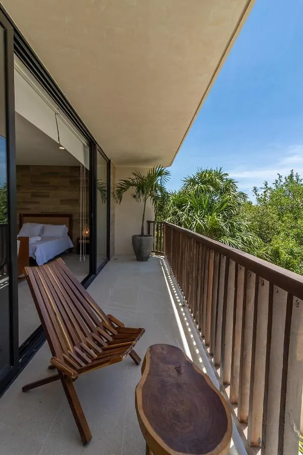 Beautiful Loft Steps From The Beach In Punta Cocos - D101 Isla Holbox Mexico